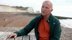 Life-extending prostate cancer drug to be offered to thousands in England