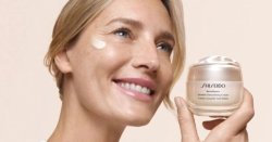 Mature shoppers say 'wrinkles look less pronounced' using anti-ageing cream now £20 off