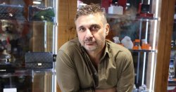 Pawn broker reveals a shocking ‘exodus’ as Brits flog valuables to move abroad