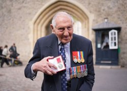 WW2 hero speaks out on scourge of antisemitism as he receives prestigious medal