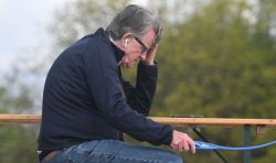 Mandelson pictured with head in hands just before Starmer's crunch Commons showdown