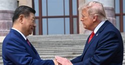 Xi Jinping's subtle 'power move' in Trump handshake spotted by body language expert
