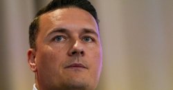 Wes Streeting says leave campaign 'deluded' as PM hopeful rails against Brexit