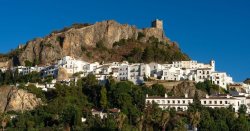 Underrated Spanish coastal town with ‘amazing’ food and £43 flights