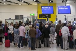 All UK tourists urged to follow 1 airport rule or risk 'facing delays at security'