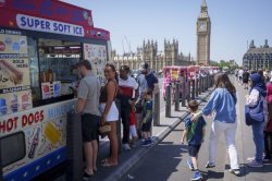 UK weather maps show exact date four-day June heatwave could hit with 33C scorcher