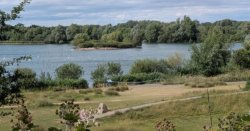Police issue major update after man's body found in lake at Leicestershire park