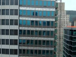 NYC skyscraper starts collapsing as bricks fall to street in 'very serious situation'