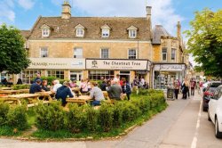 'I went to prettiest Cotswolds village where visitors ask locals the same odd question'